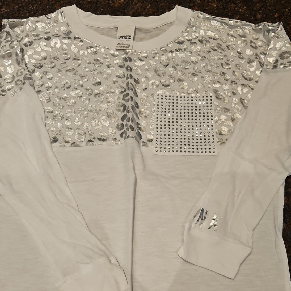 PINK Victoria's Secret Silver and White Long Sleeve Tee